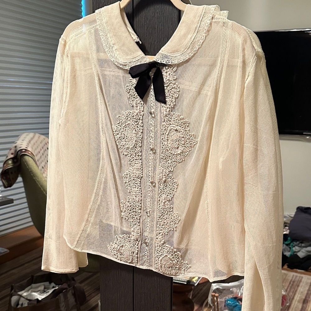 BODE Eve Mesh Cream Lace too with collar, black satin bow. Sold out.